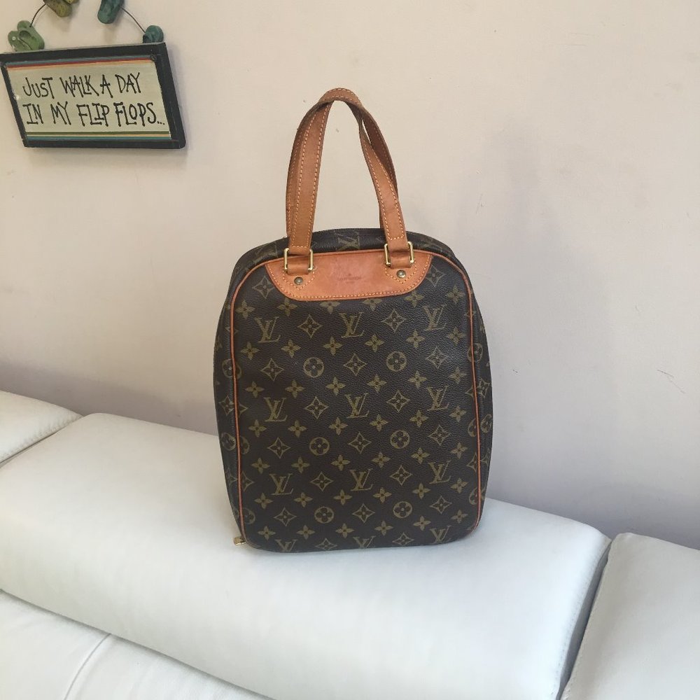 **SOLD PLEASE DO NOT BUY**Louis Vuitton Excursion Tote Bag - Picture 2 of 13
